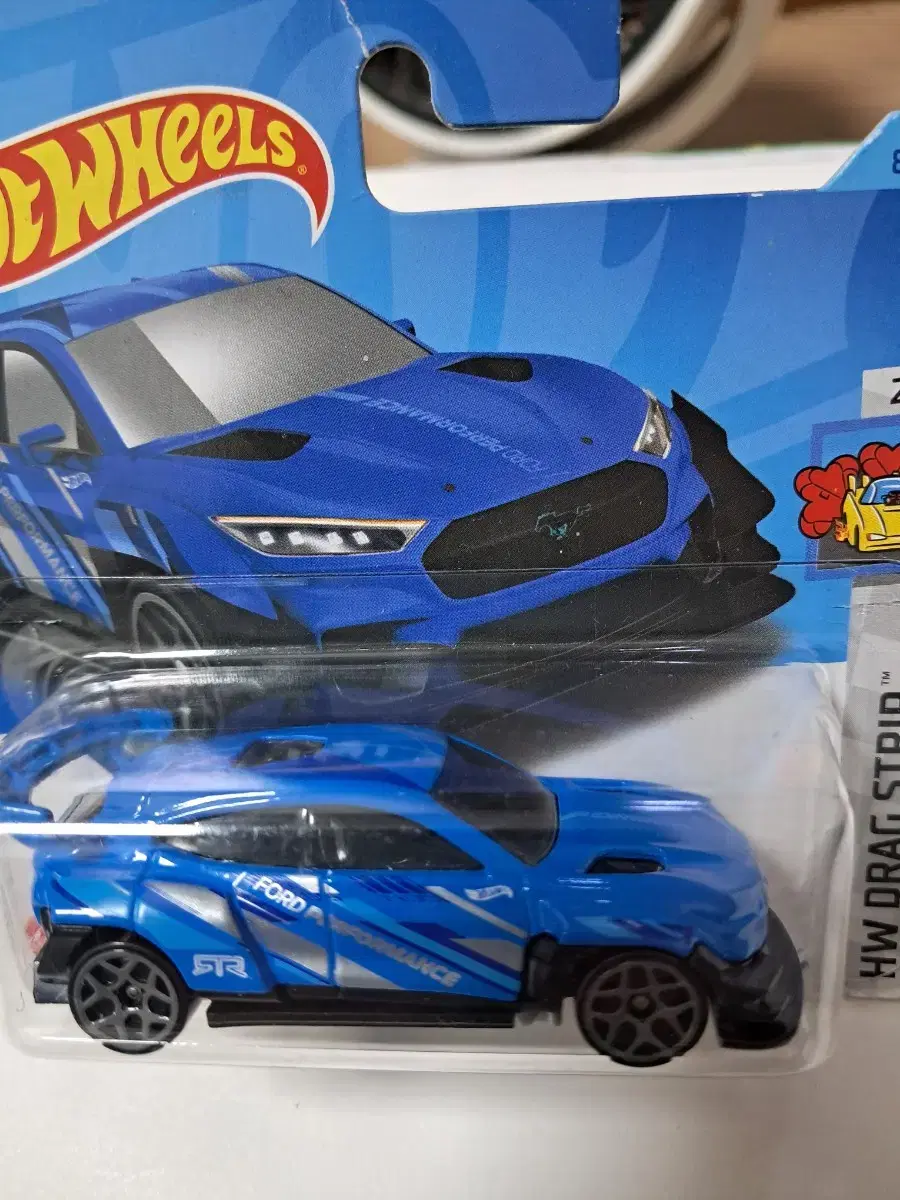 thumbnail-4